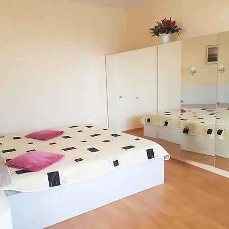 Appartement Trakata *